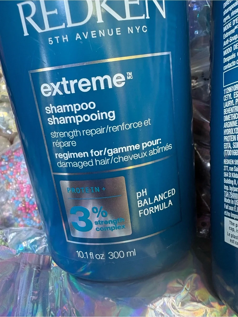 Redken Extreme Strength Duo - Vibrant Blue Bottles